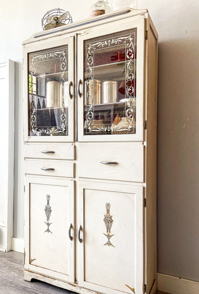 Vintage Retro White Hutch