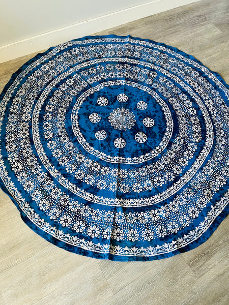 Round Tablecloth 72”